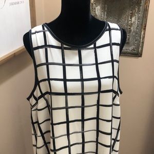 EASTER DRESS 👒👛👗 Mud Pie lined dress, black/white pattern, size large.